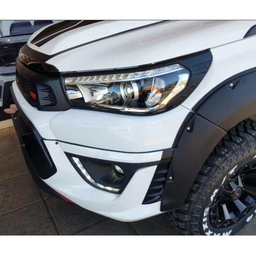 Toyota Hilux Far Stop Çerçeveleri ve Setler