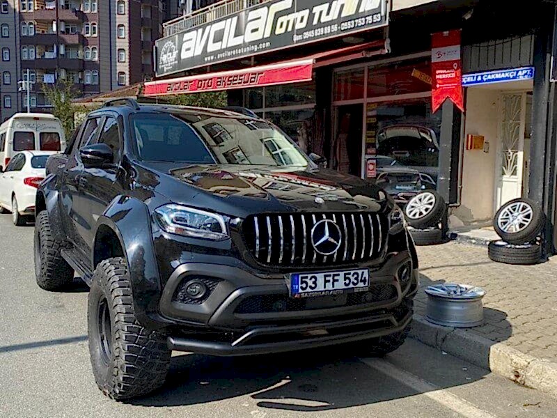 Mercedes X-Class Bıyık Çelik Ön Tampon