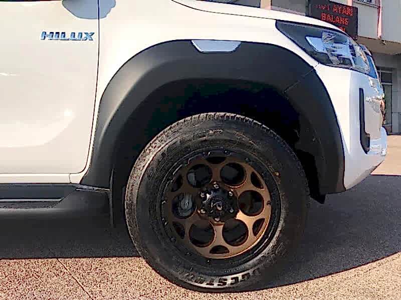 Toyota Hilux Jant Lastik Takımı